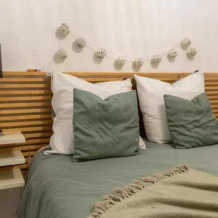 Centre Historique Route Des Vins タン